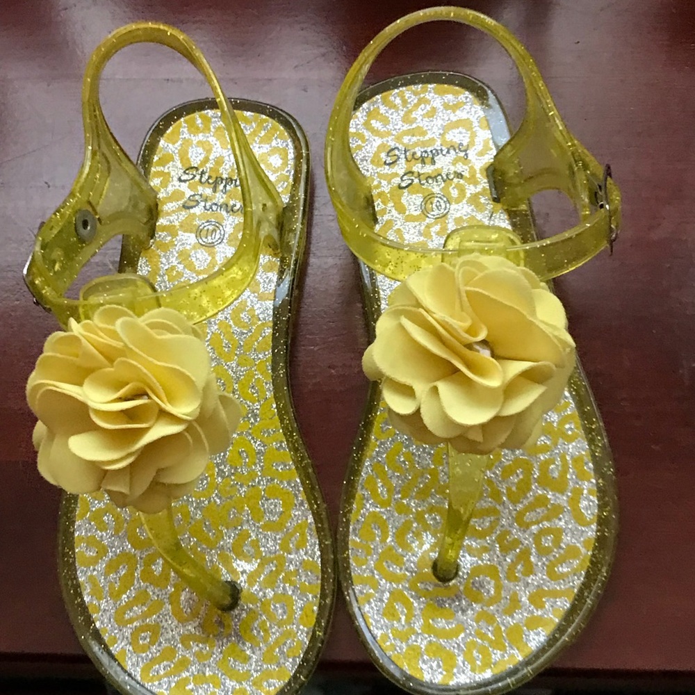 Girl sandals